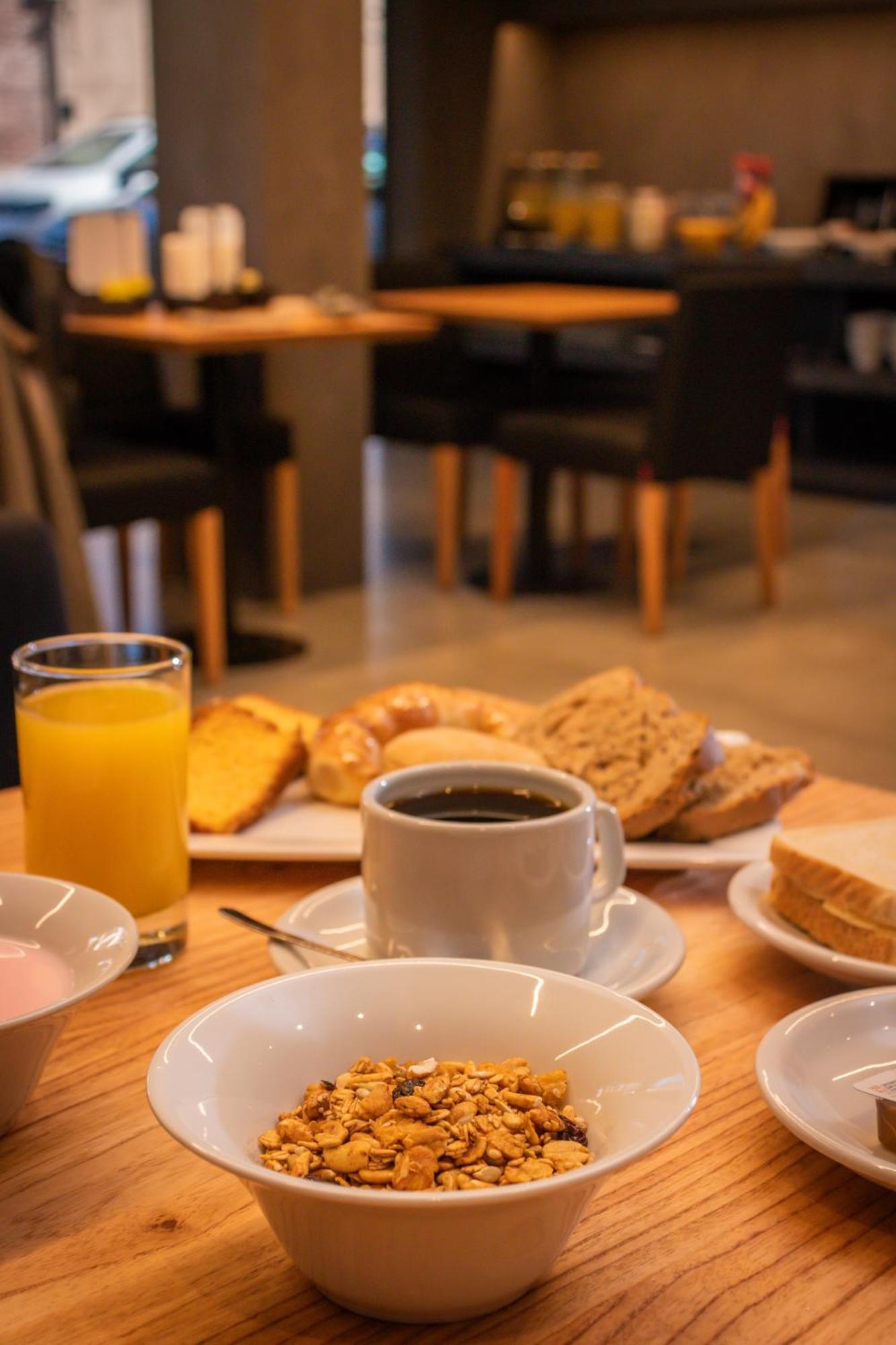H1 Apartments Hotel Сан-Фернандо-дель-Валье-де-Катамарка Экстерьер фото