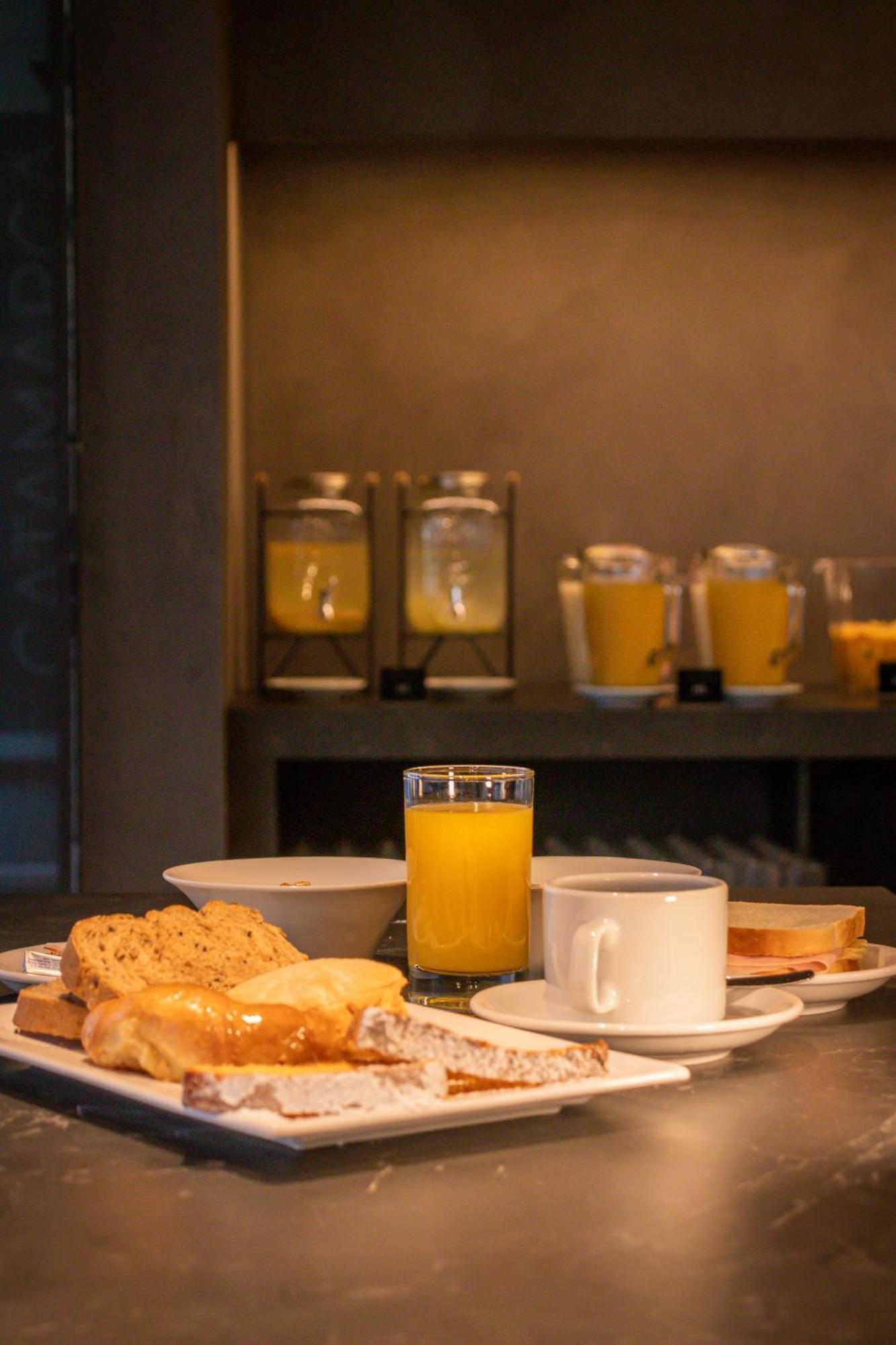 H1 Apartments Hotel Сан-Фернандо-дель-Валье-де-Катамарка Экстерьер фото